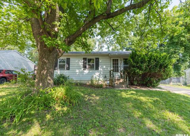 Property at 1908 N Idaho St, Peoria, IL 61604, 3 beds, 1 bath