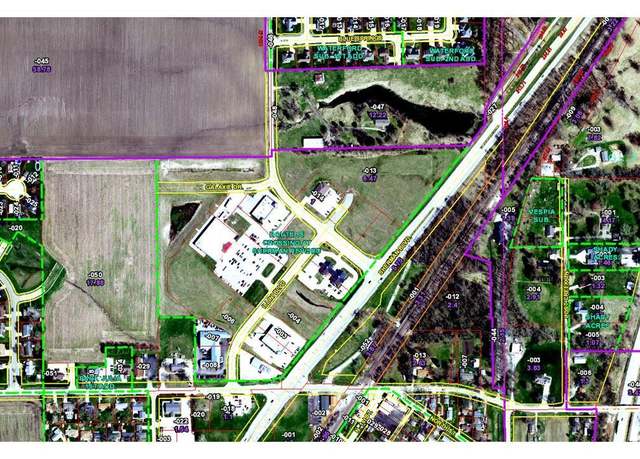 Property at 101 Illini Rd, Sherman, IL 62684