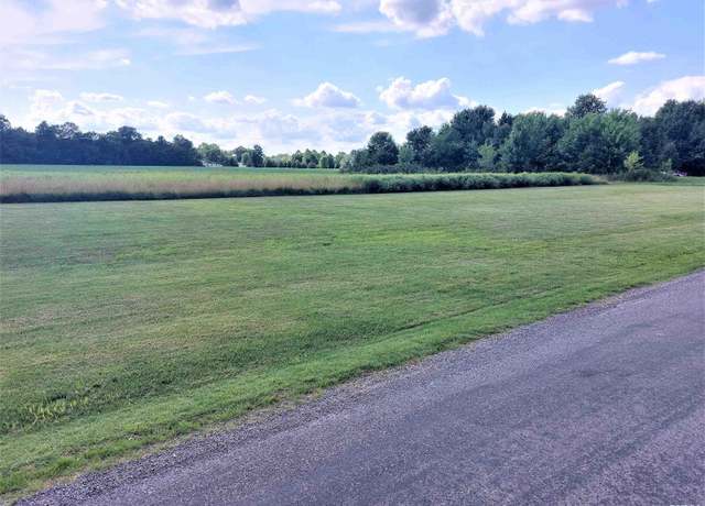 Property at 1701 Triangle St, Mt Vernon, IL 62864