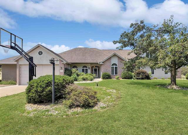Property at 11801 N Deerfield Dr, Dunlap, IL 61525, 4 beds, 4.5 baths