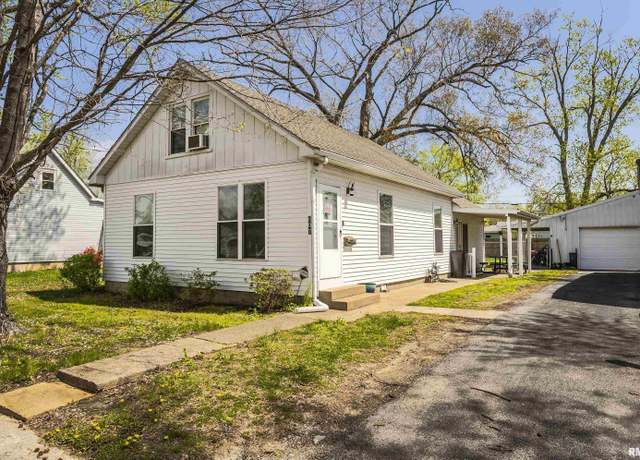 Property at 607 N Mclaren St, Marion, IL 62959, 2 beds, 1.5 baths