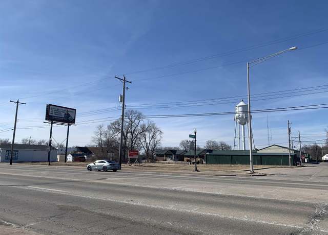 Property at 117-121 N Main St, Creve Coeur, IL 61610-0000