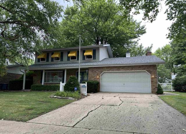 Property at 131 Lost Tree Dr, Springfield, IL 62704, 4 beds, 2.5 baths