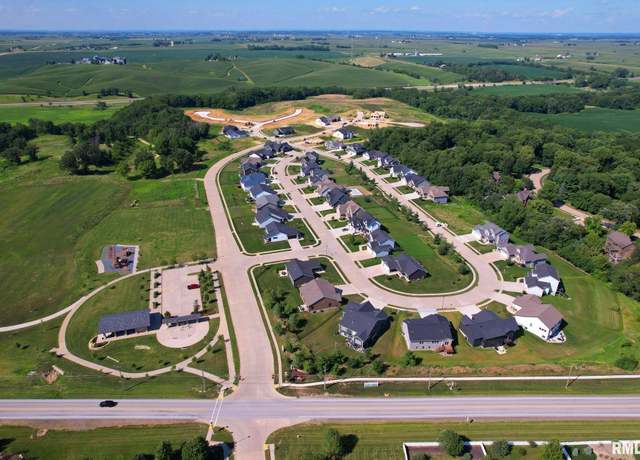 Property at 7152 Alvie Ln, Bettendorf, IA 52722