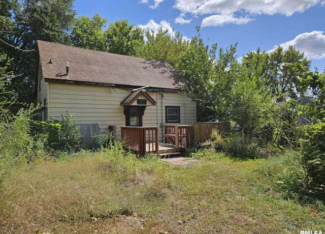 Property at 534 Island Ave, East Moline, IL 61244, 3 beds, 1 bath