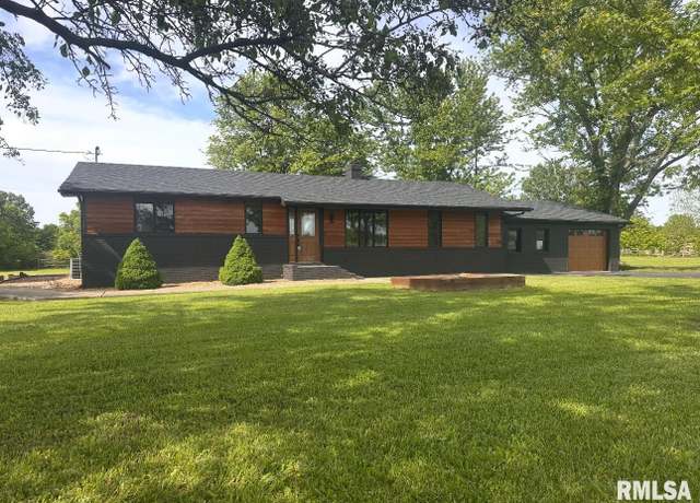 Property at 15563 State Highway 149 Hwy, West Frankfort, IL 62896, 4 beds, 2 baths