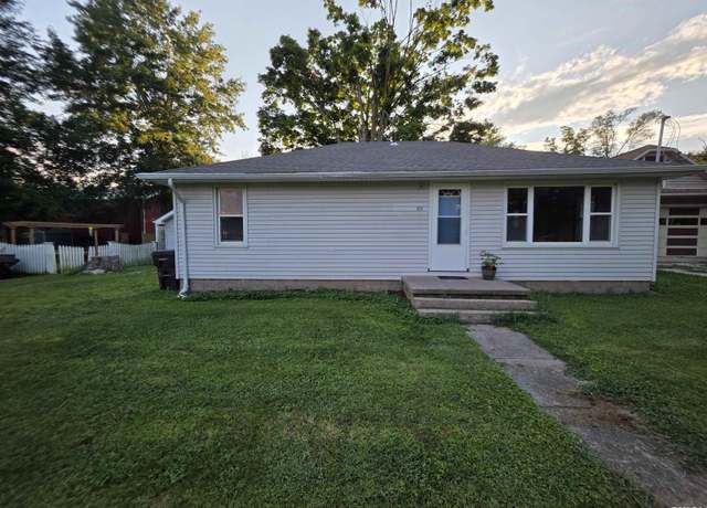 Property at 201 N 1st St, London Mills, IL 61544, 3 beds, 1 bath