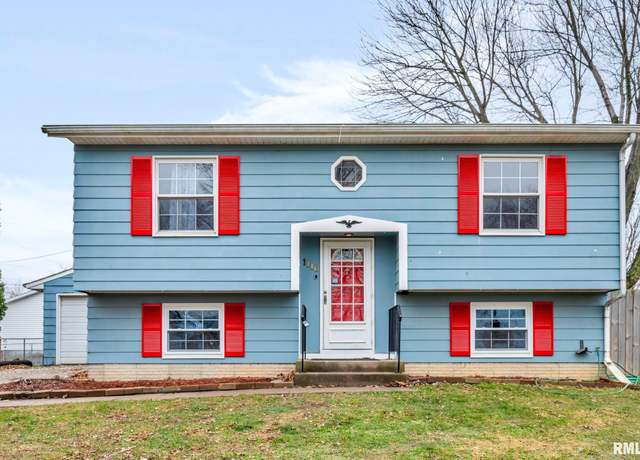 Property at 1116 94th Avenue West, Rock Island, IL 61201, 4 beds, 2 baths