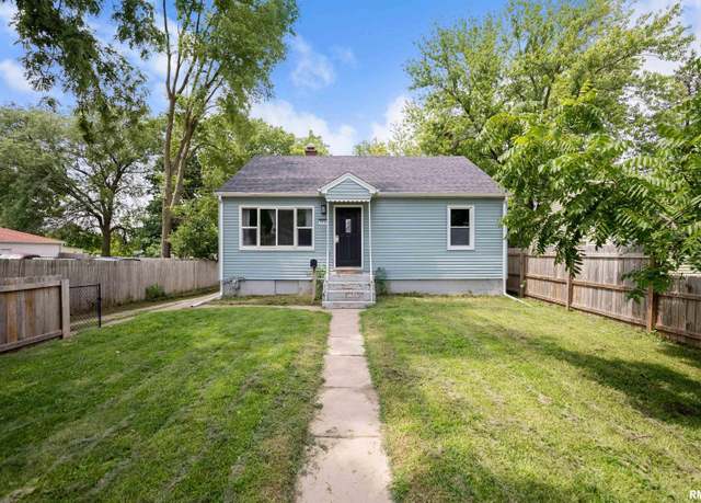 Property at 3416 9th St, Rock Island, IL 61201, 3 beds, 1.5 baths