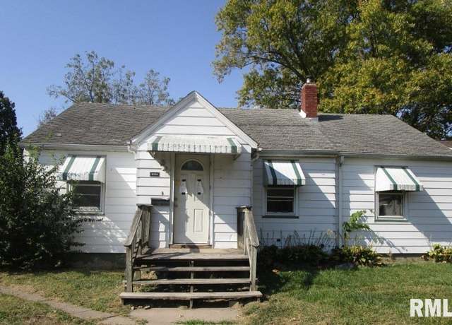 Property at 2328 Dunham St, Clinton, IA 52732, 3 beds, 1 bath