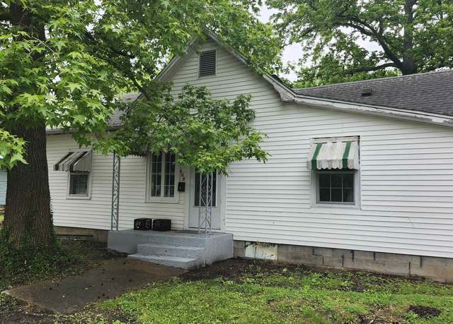 Property at 608 N Otis St, Marion, IL 62959, 3 beds, 1 bath