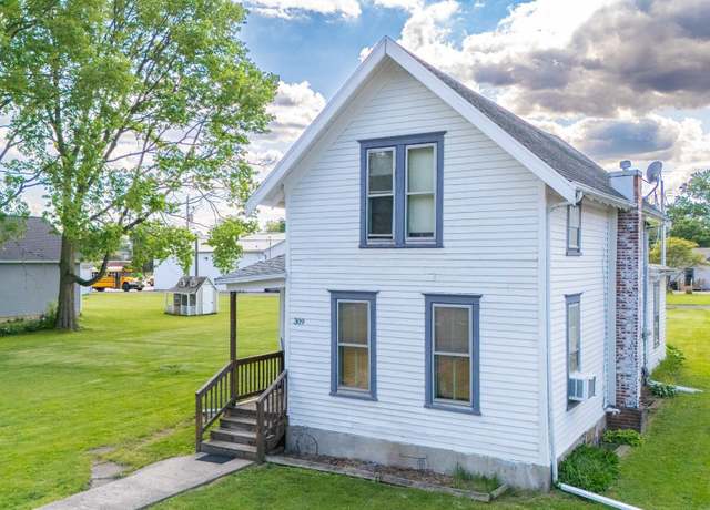 Property at 309 N 3rd St, Dunlap, IL 61525, 4 beds, 1 bath