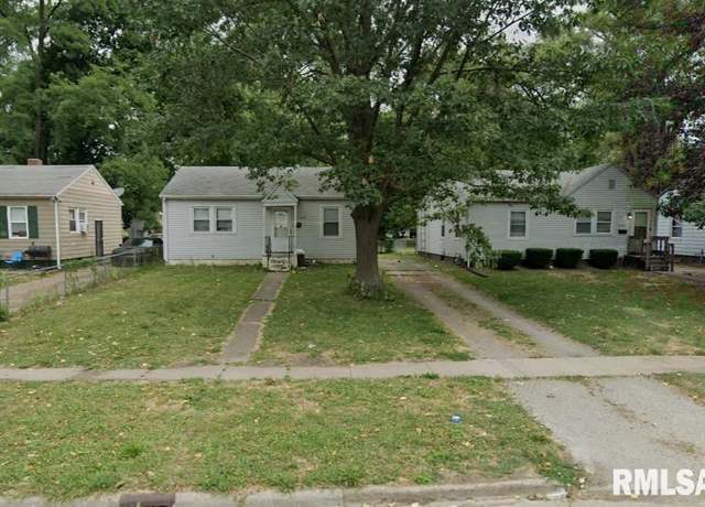 Property at 2133 E Monroe St, Springfield, IL 62703, 2 beds, 1 bath