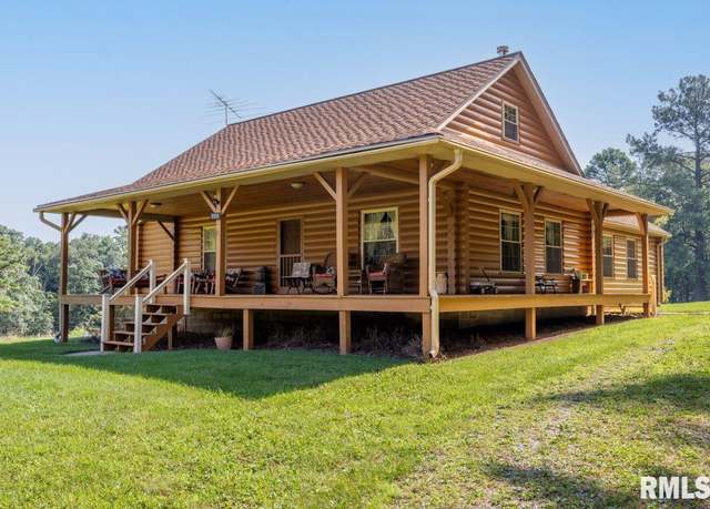 Property at 32 New Home Rd, Stonefort, IL 62987, 3 beds, 2 baths