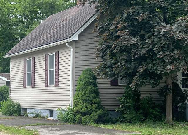 Property at 437 N 8th Ave, Canton, IL 61520, 2 beds, 1 bath