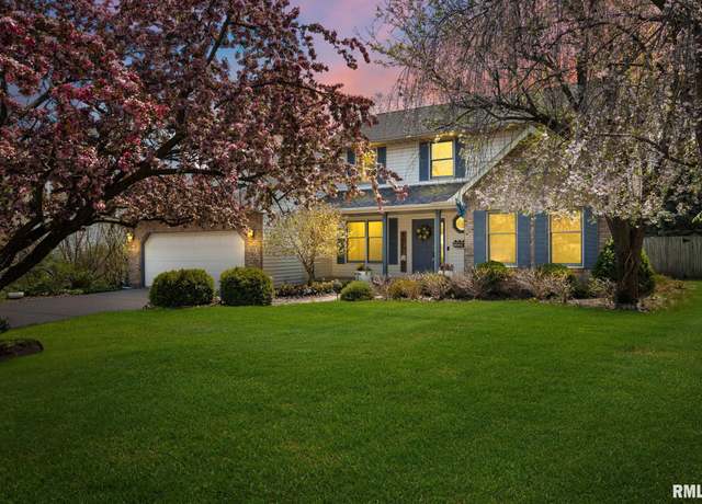 Property at 1066 E Jefferson St, Morton, IL 61550, 4 beds, 2.5 baths