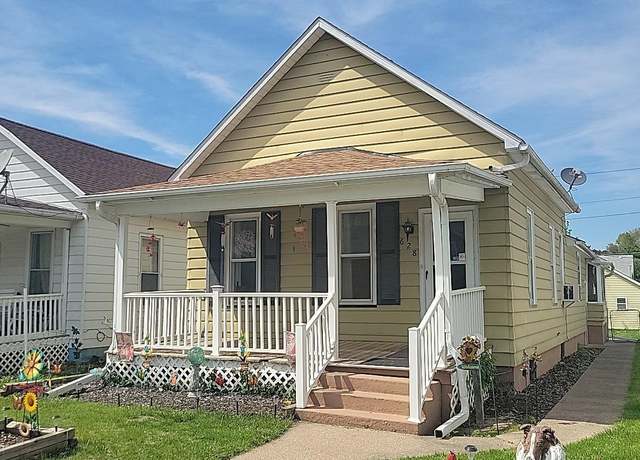 Property at 628 3rd Avenue South, Clinton, IA 52732, 2 beds, 1 bath