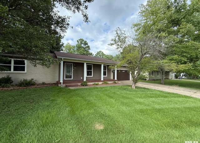 Property at 914 Valley Dr, Carterville, IL 62918, 3 beds, 3 baths