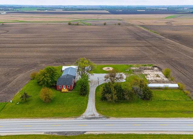 Property at 30586 E 830 Rd N, Chatsworth, IL 60921, 4 beds, 1 bath