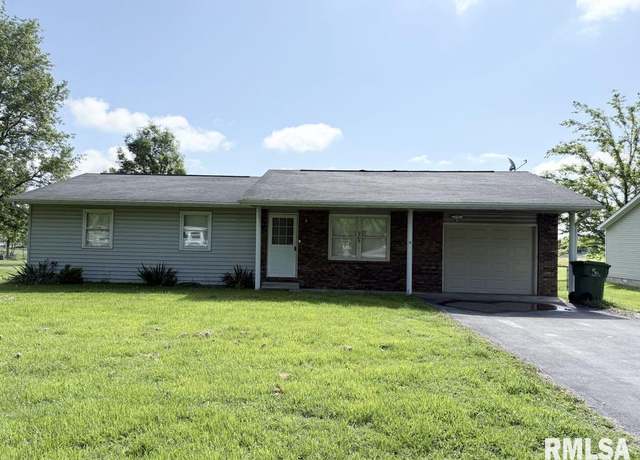 Property at 205 N Pecan St, Desoto, IL 62924, 3 beds, 1 bath