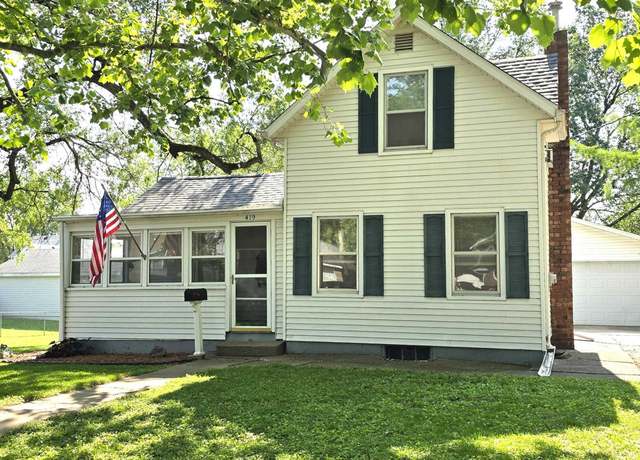 Property at 419 S Geneseo St, Geneseo, IL 61254, 2 beds, 1 bath