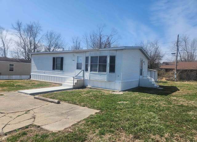 Property at 10553 Torrance Rd, Carbondale, IL 62901, 2 beds, 2 baths