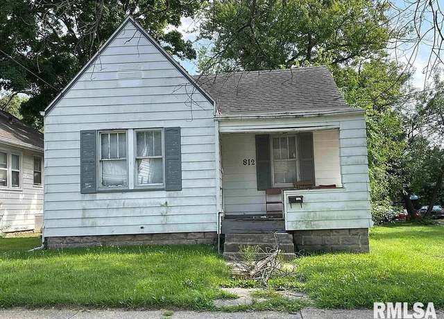 Property at 812 W Macqueen Ave, Peoria, IL 61604, 2 beds, 1 bath