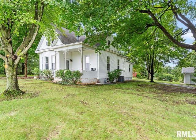 Property at 882 W Barber Rd, Cantrall, IL 62625, 3 beds, 1 bath
