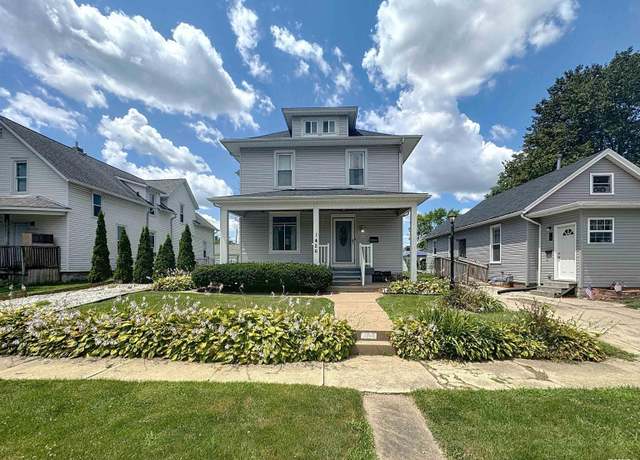 Property at 1426 32nd St, Rock Island, IL 61201-2962, 3 beds, 1.5 baths