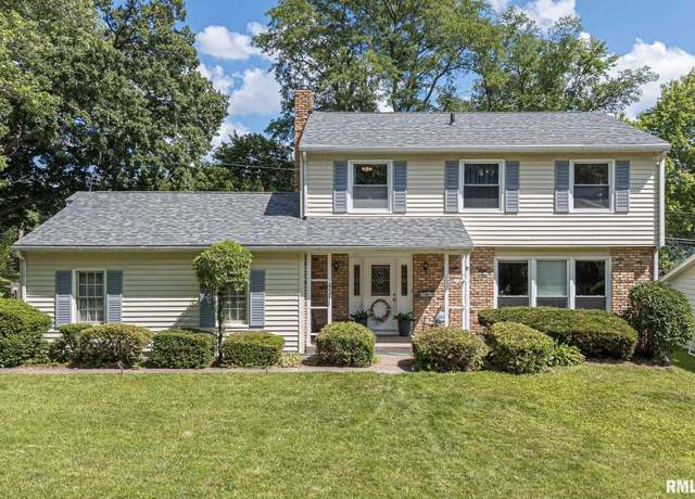 Property at 4311 Wittman Dr, Davenport, IA 52806, 4 beds, 2.5 baths