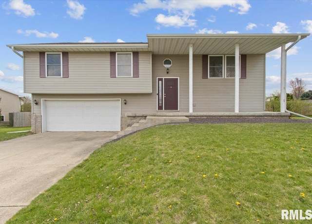 Property at 128 High Oak Dr, East Peoria, IL 61611, 3 beds, 2.5 baths