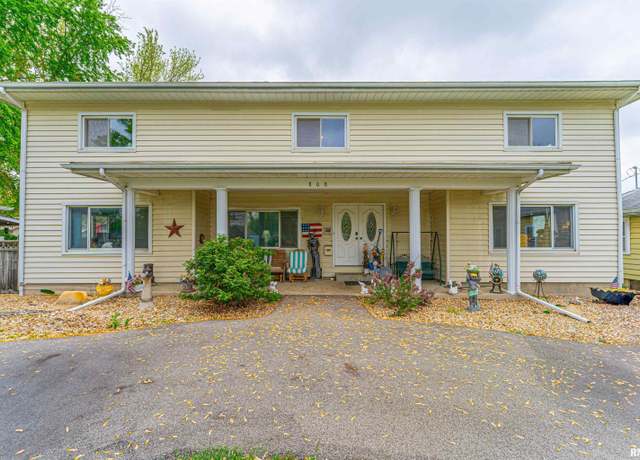 Property at 808 4th St, Lincoln, IL 62656, 6 beds, 2 baths