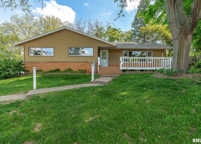 Property at 919 Fuller St, Muscatine, IA 52761, 3 beds, 2 baths