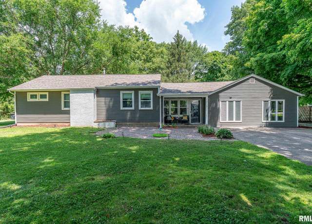 Property at 1715 65th Avenue West, Rock Island, IL 61201, 3 beds, 2 baths