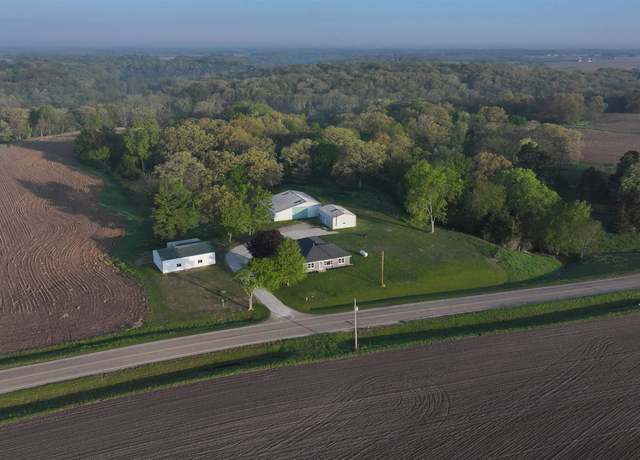 Property at 5621 S Martin Weber Rd, Glasford, IL 61533, 4 beds, 2 baths