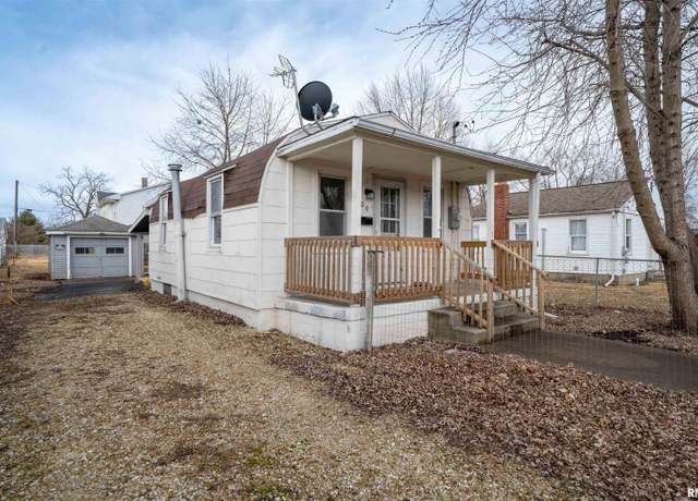Property at 709 S Adams St, Lewistown, IL 61542, 1 bed, 1 bath