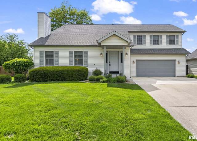 Property at 1805 Windycrest Dr, Springfield, IL 62704, 3 beds, 2.5 baths