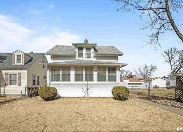Property at 223 17th Ave, East Moline, IL 61244, 3 beds, 1.5 baths