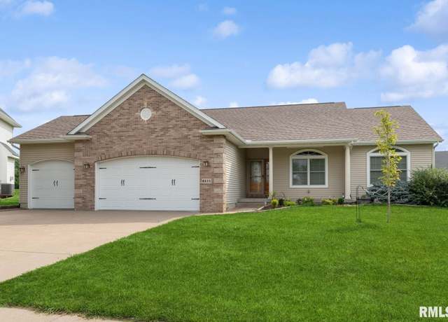 Property at 6111 Judson Cir, Davenport, IA 52807, 5 beds, 3 baths