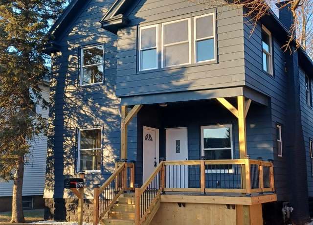 Property at 822 6th Avenue South, Clinton, IA 52732, 4 beds, 3 baths