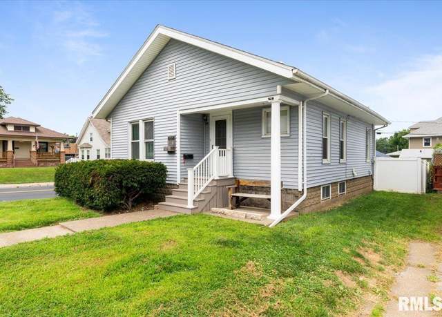 Property at 1658 W Lombard St, Davenport, IA 52804, 2 beds, 2 baths