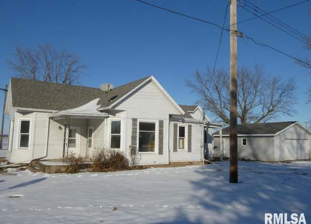 Property at 300 E Ogden St, Oakford, IL 62673, 3 beds, 2 baths