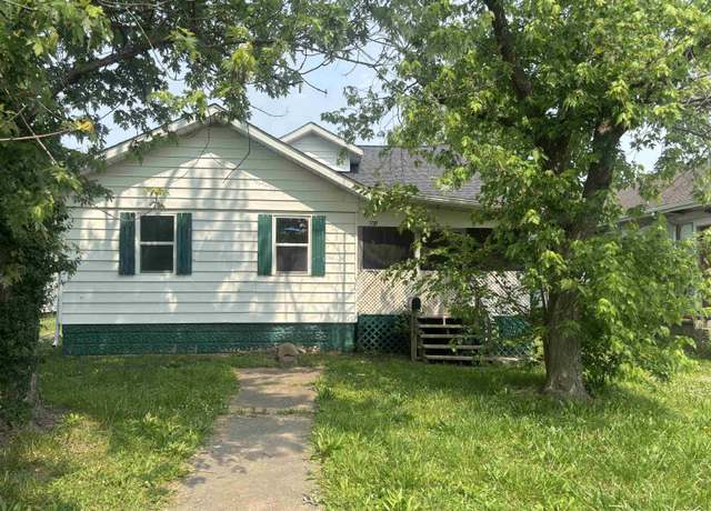 Property at 709 S Virginia St, Marion, IL 62959, 3 beds, 1 bath