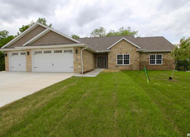 Property at 107 Samuel Ct, Washington, IL 61571, 5 beds, 3 baths