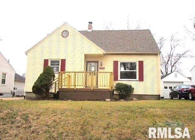 Property at 109 N 18th St, Pekin, IL 61554, 3 beds, 1.5 baths