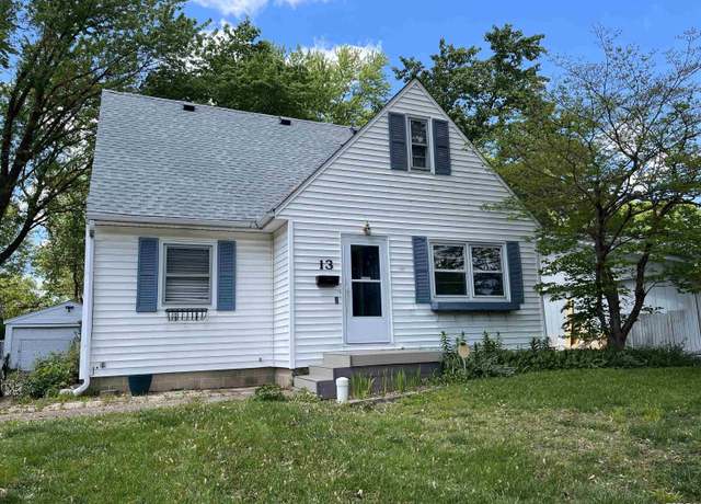 Property at 13 N Oxford Rd, Springfield, IL 62704-3515, 3 beds, 2 baths