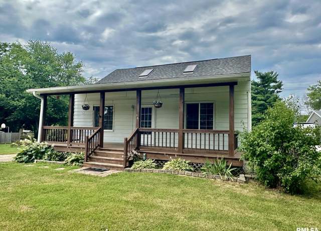 Property at 5323 N Humboldt Ave, Peoria Heights, IL 61616, 4 beds, 2 baths