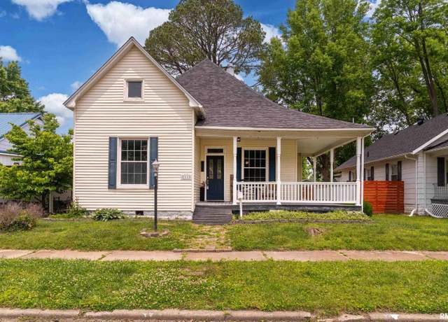 Property at 2112 Herbert St, Murphysboro, IL 62966, 3 beds, 1 bath