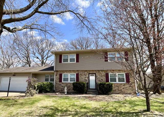 Property at 2380 5th St, East Moline, IL 61244, 3 beds, 2.5 baths