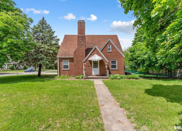 Property at 101 N Ridge St, Cambridge, IL 61238, 2 beds, 2 baths
